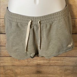 Hollister short